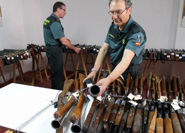 La Guardia Civil de Murcia celebra la exposición-subasta de armas del año 2016 - 4, Foto 4