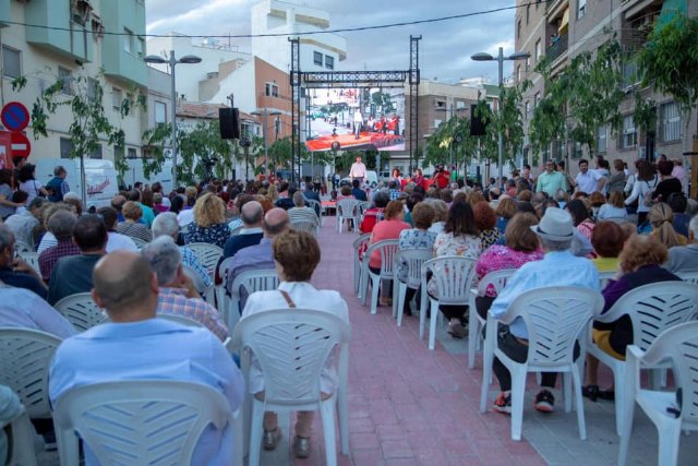 Pascual Lucas y su equipo cogen impulso en una rambla abarrotada de vecinos y vecinas de Cieza - 1, Foto 1