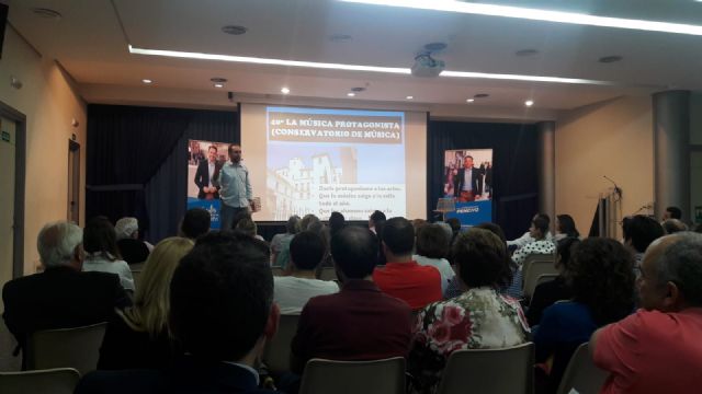 Fulgencio Gil propone la apertura de centros educativos en horario no lectivo, abrir la primera sala de estudio 24 horas e integrar a Lorca en la Red de Ciudades Educadoras Europeas - 1, Foto 1