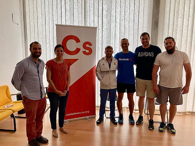 Ciudadanos considera que el futuro contrato de ambulancias podría empeorar el servicio y las condiciones laborales de los trabajadores - 1, Foto 1