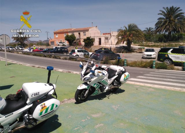 La Guardia Civil investiga a un conductor sin carnet que se fugó de un control de movilidad - 3, Foto 3