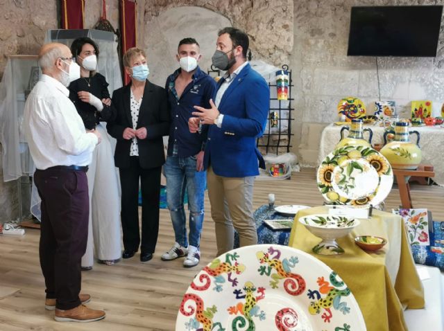 La Casa del Artesano acoge una exposición monográfica de alfarería basada en la obra de Martín Lario Pérez - 2, Foto 2
