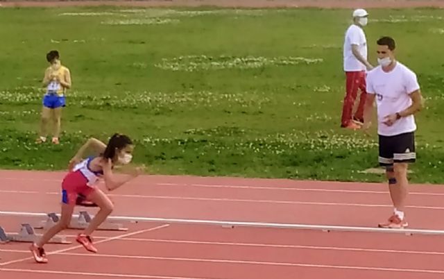 La atleta torreña Carmen Martínez, bronce en categoría sub-10 de Los Mayos de Alhama - 1, Foto 1