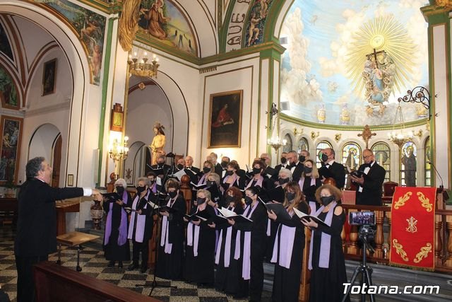 Sinopsis de las dos ultimas actuaciones de la Coral Santiago, en la Iglesia de las Tres Avemarías de Totana - 1, Foto 1