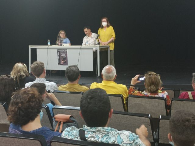 Yaiza García Pavón presenta La lucha de cera - 3, Foto 3