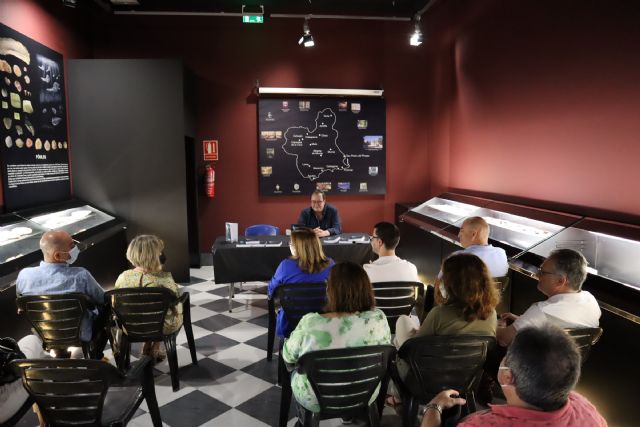 El escritor Antonio Fermín Samper presenta Miedo a la luz en San Pedro del Pinatar - 2, Foto 2