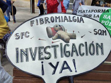 Marcha en Alicante de enfermos de Fibromialgia, Encefalomielitis Mialgica, Síndrome Químico y Covid Persistente - 3, Foto 3