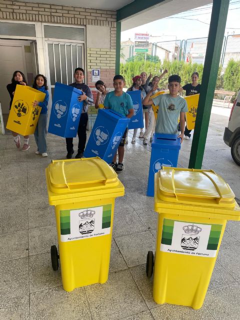 Fortuna impulsa el reciclaje en los centros educativos con la instalación de 60 nuevos contenedores - 3, Foto 3