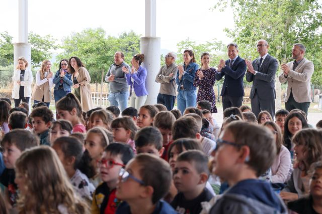 Comienzan las obras de remodelación de las dos pistas polideportivas del colegio Alfonso García López de Purias - 1, Foto 1
