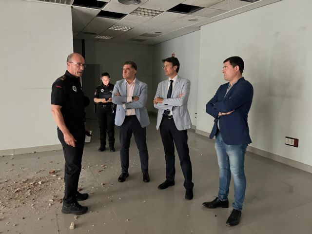 El equipo de Gobierno lleva a cabo la adquisición de un local en la Plaza de la Región Murciana para crear la nueva Comisaría Distrito Centro de la Policía Local, una medida enmarcada en el proyecto Molina Renace - 2, Foto 2