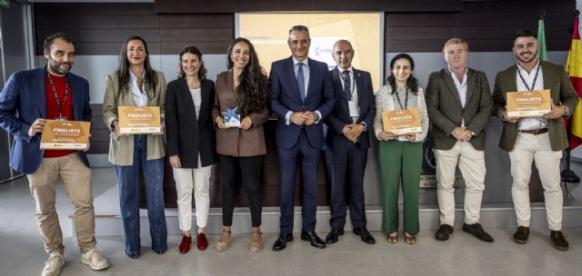 BioGenómika gana los Premios EmprendeXXI como la startup con mayor potencial - 2, Foto 2