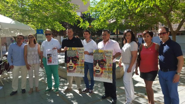 El centro de Lorca y el casco histórico acogen este viernes su I 'Summer Party' con actividades para dinamizar su comercio - 1, Foto 1