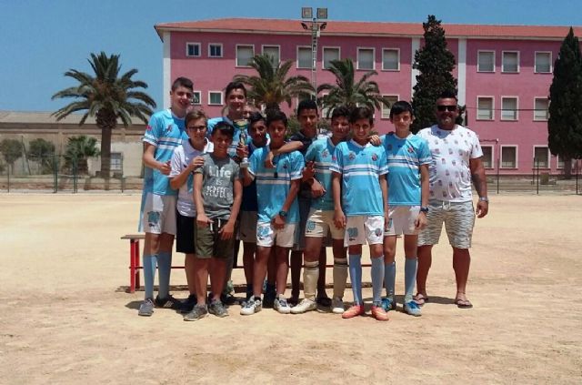 El C.D. La Isla triunfó en el torneo de fútbol base de Santa Lucía - 2, Foto 2