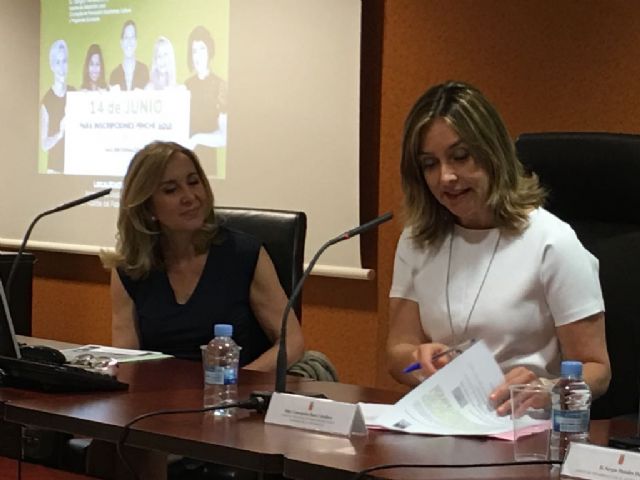 Derechos Sociales asesora a mujeres del municipio en el desarrollo de una idea empresarial - 2, Foto 2