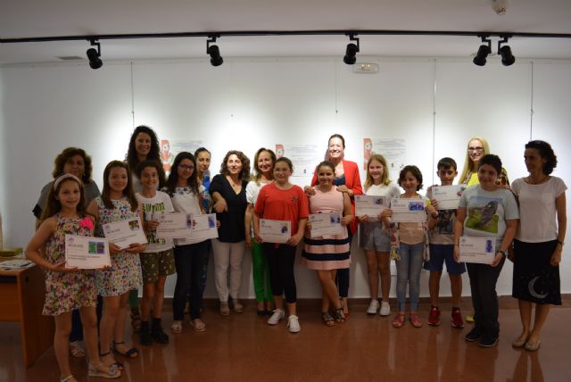 La Asociación Lactancia y Crianza Feliz entrega los premios del VI Concurso de Escolar de Plastilina - 1, Foto 1