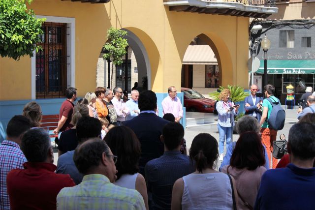 Alcantarilla se concentró hoy como muestra de condena y repulsa del municipio por las ya 1000 mujeres asesinadas por violencia de género desde el año 2003 - 2, Foto 2