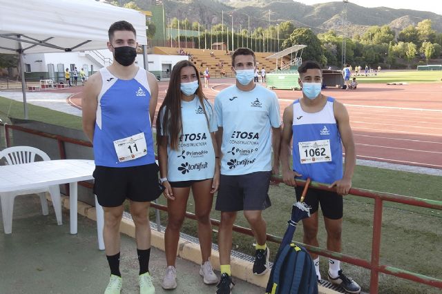 Tres metales para los atletas del Club Atletismo Alhama en el 