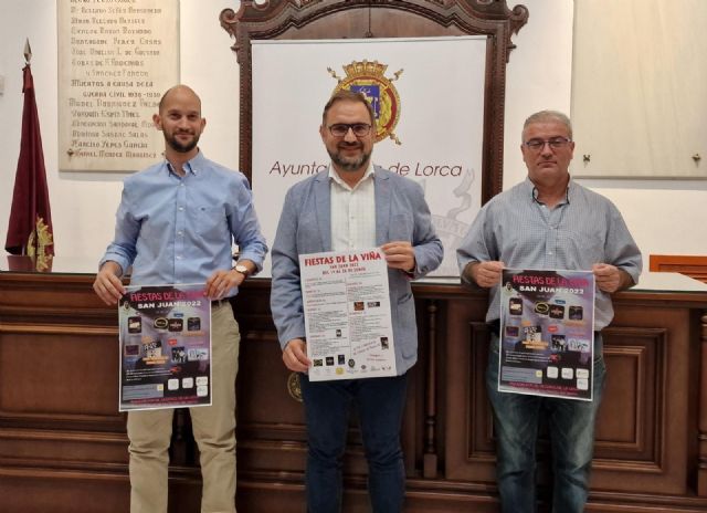 La Asociación de Vecinos de La Viña se vuelca en la organización de las fiestas en honor a San Juan que se celebrarán del 19 al 26 de junio - 3, Foto 3