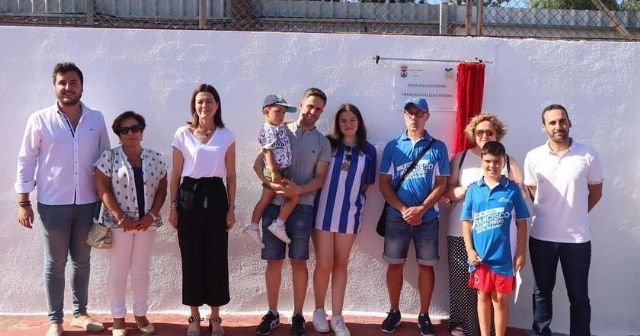 Francisco Gallego Piñero es homenajeado poniendo su nombre a una pista deportiva en el Polideportivo Municipal de Águilas - 1, Foto 1