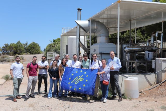 Combinan siete tecnologías de desalación y desnitrificación para recuperar con energía renovable 20 metros cúbicos diarios - 1, Foto 1