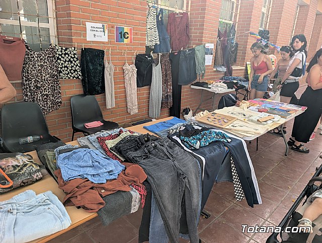 El Centro Cultural Obrero de Totana alza la voz contra el pacto del odio y llama a la resistencia LGTBIQ+, Foto 7