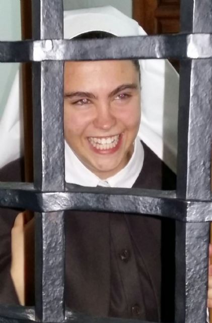 Raquel, yeclana de 17 años, ingresa en el monasterio de Carmelitas Descalzas de Piedrahita - 1, Foto 1