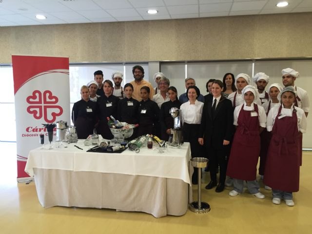 80 personas han participado en el programa de inserción socio-laboral de cocina y restauración que financia el Imas - 1, Foto 1