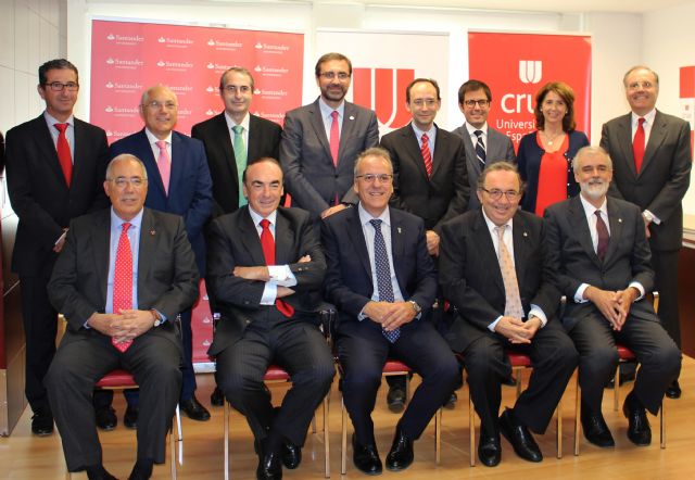 Crue Universidades Españolas, Banco Santander y la Universidad de Murcia firman un convenio para el desarrollo del Proyecto Hércules - 2, Foto 2