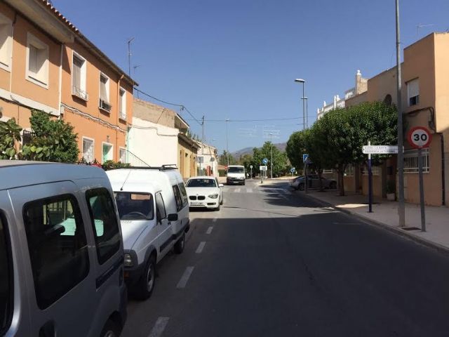 More than 40 families in Santa Eulalia Avenue have solved the pressure problems in the potable water network that they have been suffering for years. The works, with a budget of 7,600 euros, have consisted in connecting the network with the one of th, Foto 3