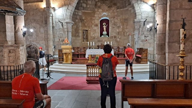 El Ayuntamiento de Totana felicita a los dos peregrinos eulalienses que han recorrido 782 kilómetros en bicicleta para llegar a Mérida desde el Santuario de La Santa, Foto 5
