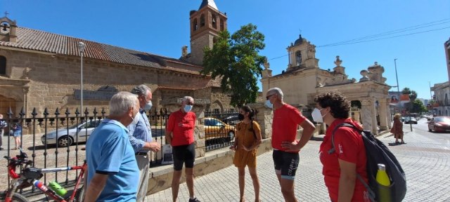 El Ayuntamiento de Totana felicita a los dos peregrinos eulalienses que han recorrido 782 kilómetros en bicicleta para llegar a Mérida desde el Santuario de La Santa, Foto 9