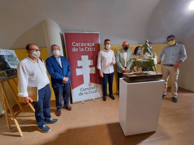 El escultor José Carrilero dona al pueblo de Caravaca su última obra monumental coincidiendo con su nombramiento como Hijo Predilecto de la Ciudad - 3, Foto 3