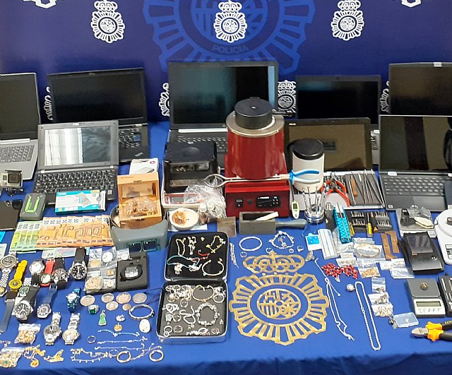 La Policía Nacional interviene un horno de fundición de metales a dos detenidos especializados en asaltar a representantes de joyería - 1, Foto 1