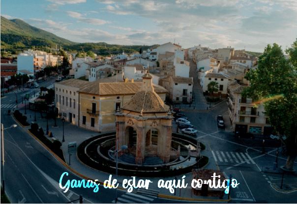 Correos emite dos mil tarjetas prefranqueadas con el lema Caravaca. Ganas de estar contigo - 1, Foto 1