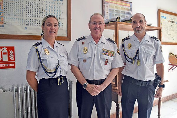 Releva en el cargo al Capitán de navío Javier Albert Pérez - 1, Foto 1