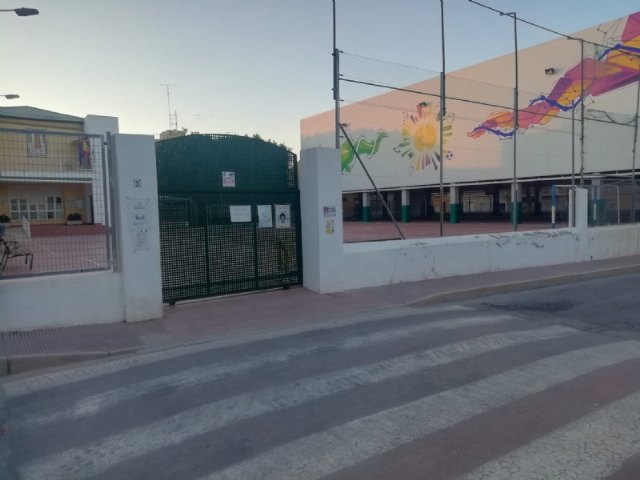 Comienza el expediente para licitar las obras para cubrir la pista deportiva del CEIP Tierno Galván, Foto 2