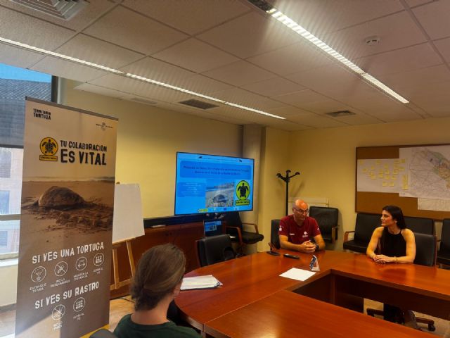 Jornada de formación para reforzar la capacidad de detección de rastros o tortugas marinas en el litoral lorquino - 2, Foto 2
