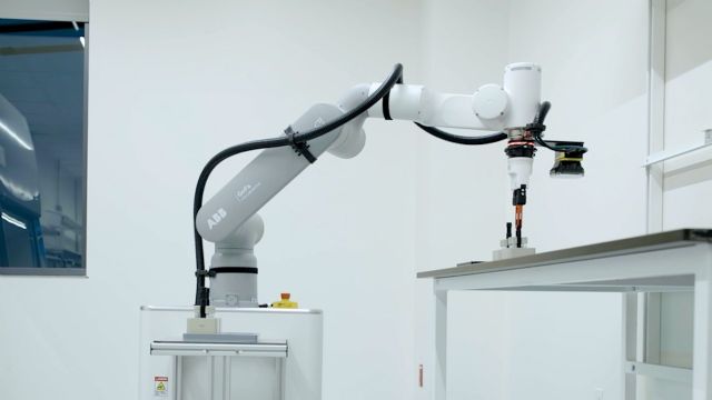 ABB Robotics colabora con Roche para llevar la IA física a los laboratorios - 3, Foto 3