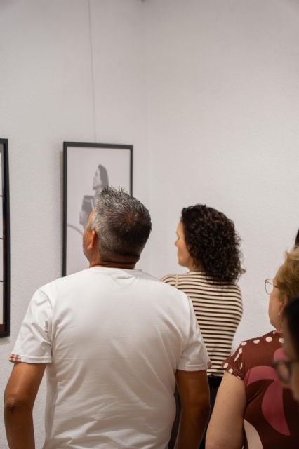 La Casa de la Cultura acoge una exposición con los proyectos beneficiarios de las microsubvenciones culturales de 2025 - 3, Foto 3