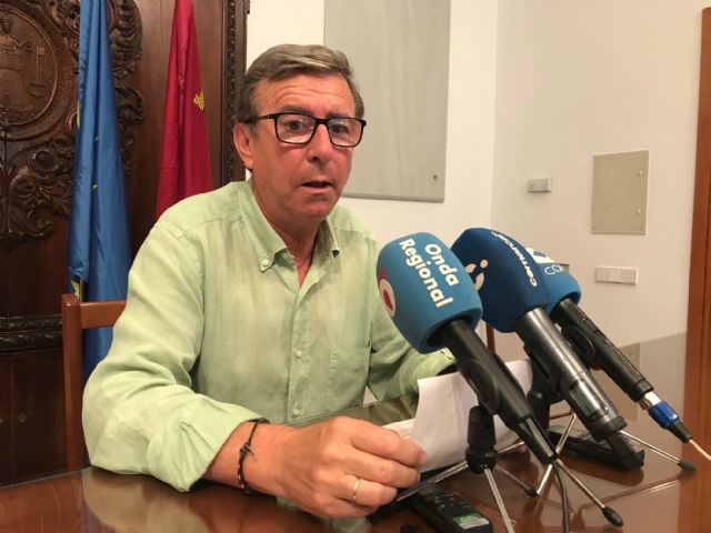 La Concejalía de Educación destina más de 20.000 euros para realizar 20 actuaciones de mejora y mantenimiento en centros educativos de todo el municipio durante la época estival - 1, Foto 1
