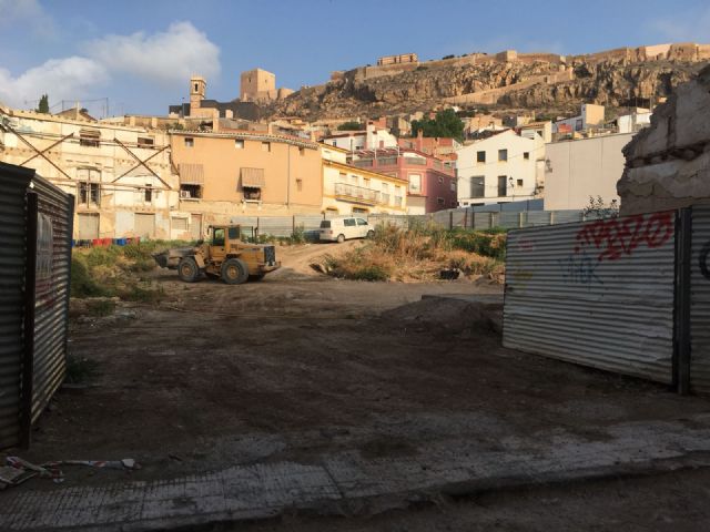 El PSOE celebra los primeros pasos que señalan el inminente inicio de las obras de construcción del Palacio de Justicia de Lorca - 1, Foto 1