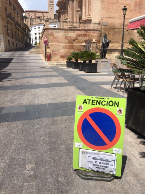Este jueves, 15 de agosto, estará prohibido circular y estacionar en el itinerario previsto para la Procesión de la Virgen del Cisne - 1, Foto 1