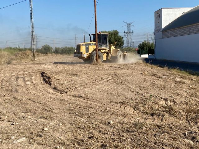El Ayuntamiento finaliza las labores de limpieza y mantenimiento en 14 solares de Murcia y pedanías - 2, Foto 2