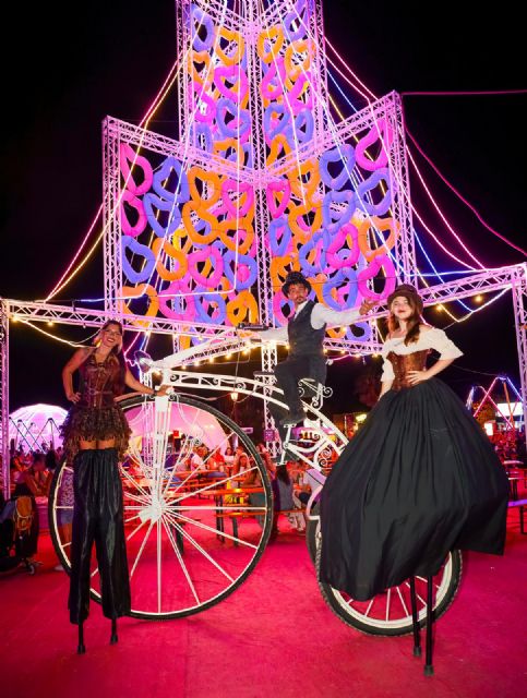 El evento de ocio y gastronomía se ha convertido en unos de los planes estrella de la costa murciana este verano y está llenado el recinto cada día - 3, Foto 3