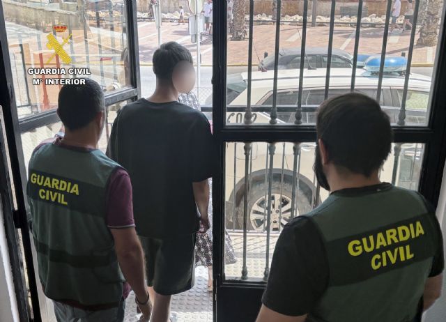 La Guardia Civil detiene al presunto agresor de un agente de la polic�a local de Cartagena que intervino fuera de servicio en una ri�a