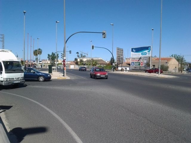 Fomento saca a licitación las obras de la rotonda que mejorará el cruce de Cuatro Caminos en Beniaján - 1, Foto 1