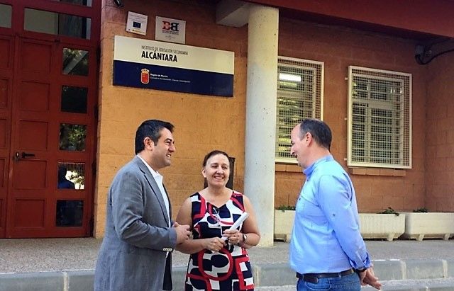 Los alumnos de Educación Secundaria y Bachillerato inician sus clases en Alcantarilla - 2, Foto 2