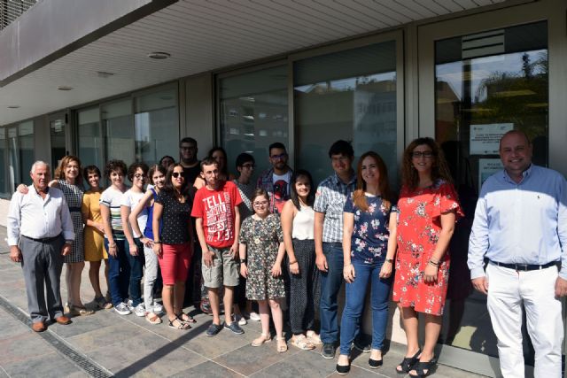 El SEF forma en tareas administrativas a una quincena de personas con discapacidad - 1, Foto 1