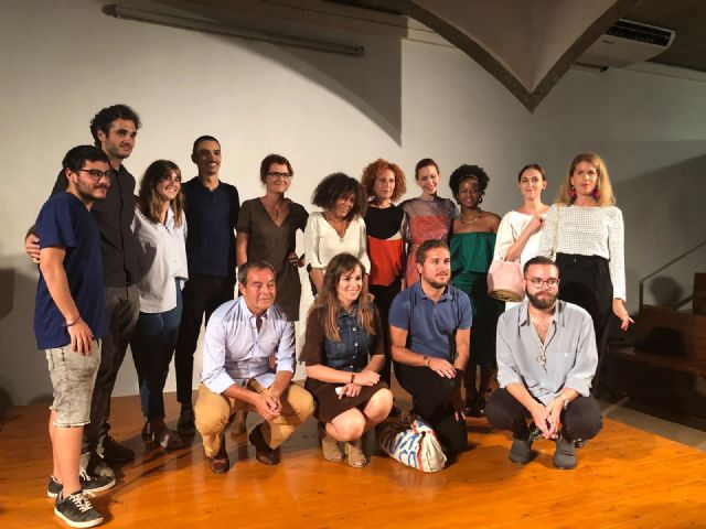 Andrés Guerrero se proclama ganador del CreaMurcia en Diseño Gráfico y Salvador Corbalán y Biruta en Moda - 1, Foto 1