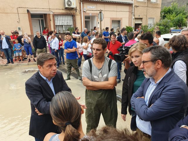 El Ministro de Agricultura en funciones ha visitado hoy sábado las zonas afectadas por las inundaciones en Molina de Segura - 1, Foto 1
